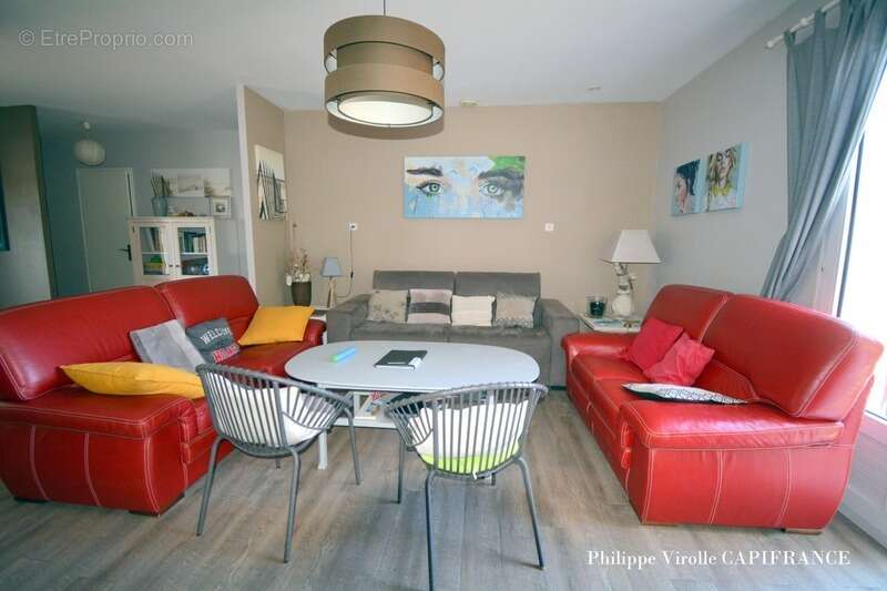 Maison à vendre 5 pièces 103 m2 SAINT PIERRE D'OLERON (17) 348 480 € - photo 3