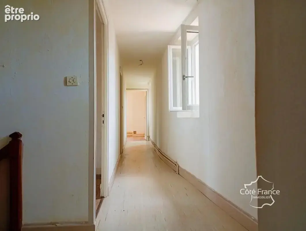 Jolie maison avec cabanon, jardin, garage et toiture neuve - photo 10