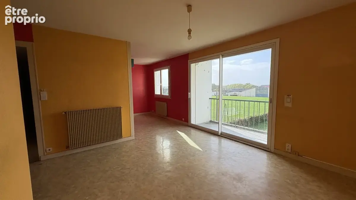 EXCLUSIVITE - NIORT Appartement T3 de 68m2 avec balcon et garage - photo 2