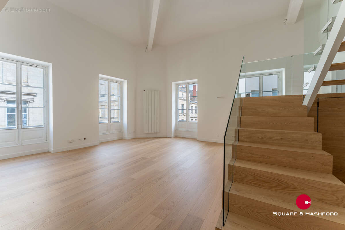 Appartement à BORDEAUX