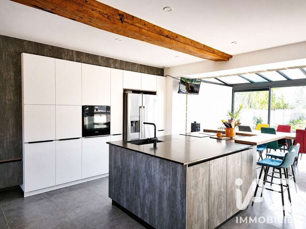 Maison 146 m² à Saint-Fraimbault-De-Prieres  - photo 6