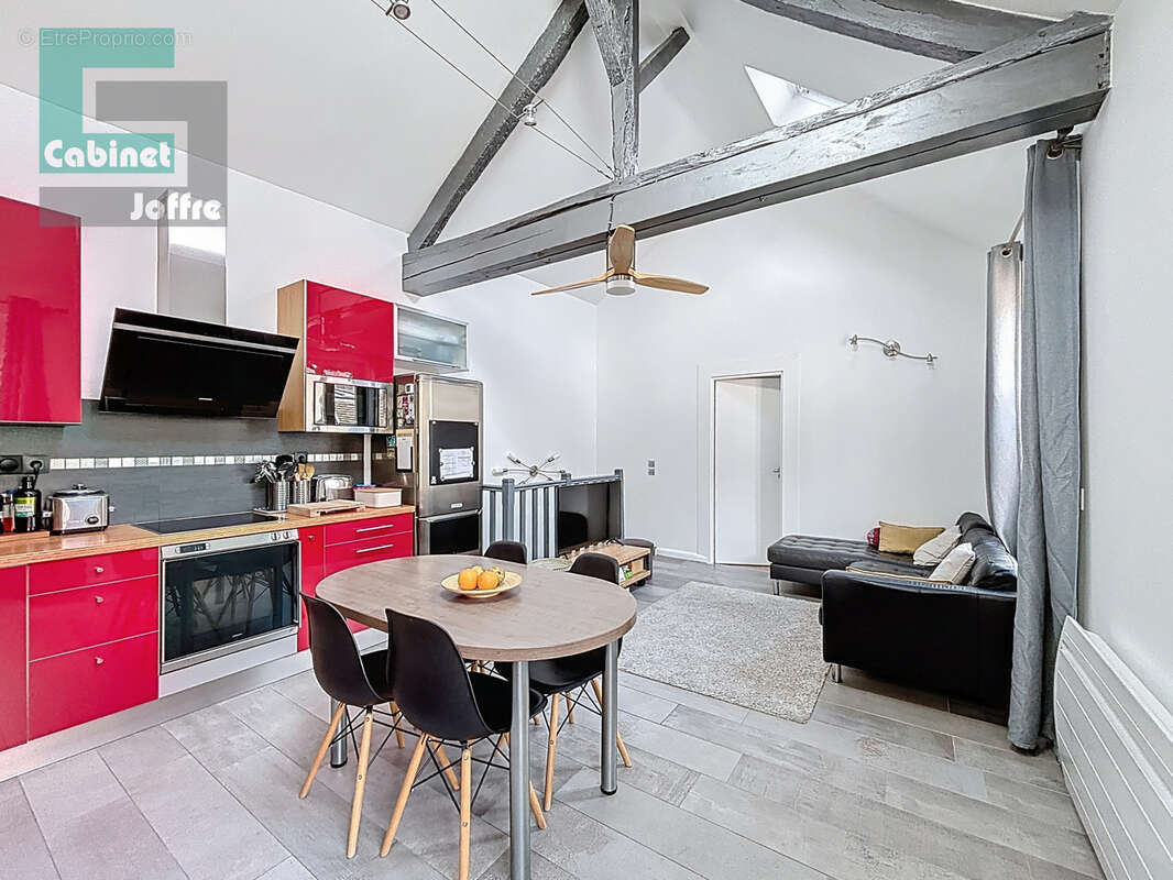 Appartement à FONTAINEBLEAU