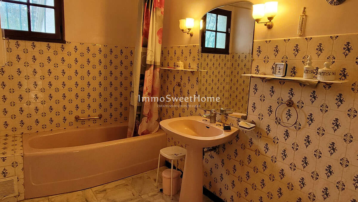 Maison à MIRABEL-AUX-BARONNIES