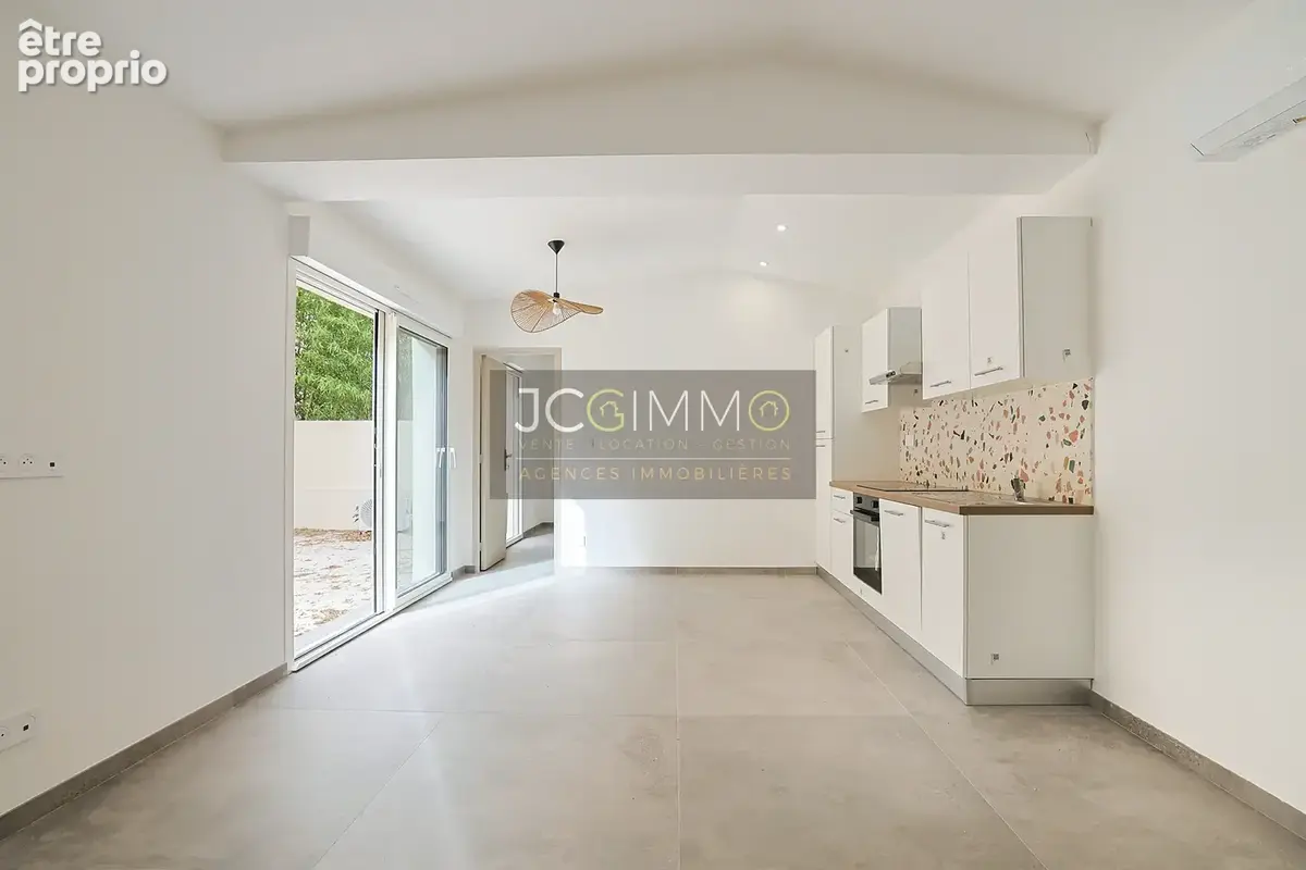 Maisonnette entièrement rénovée avec terrasse ! - photo 5