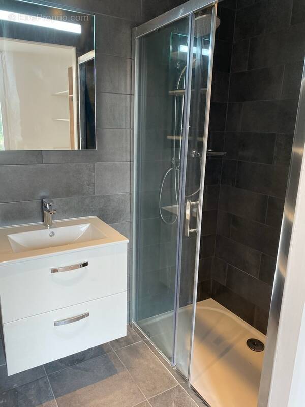 Appartement à OZOIR-LA-FERRIERE