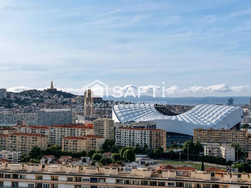 Photo 1 - Appartement à MARSEILLE-9E