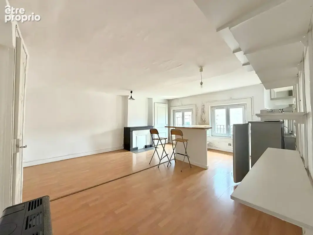 Appartement à SAINT-ETIENNE
