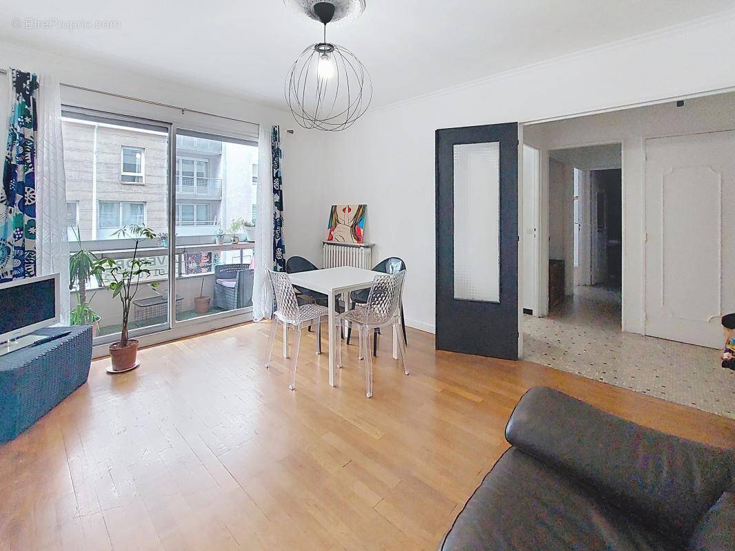 Appartement à LYON-7E