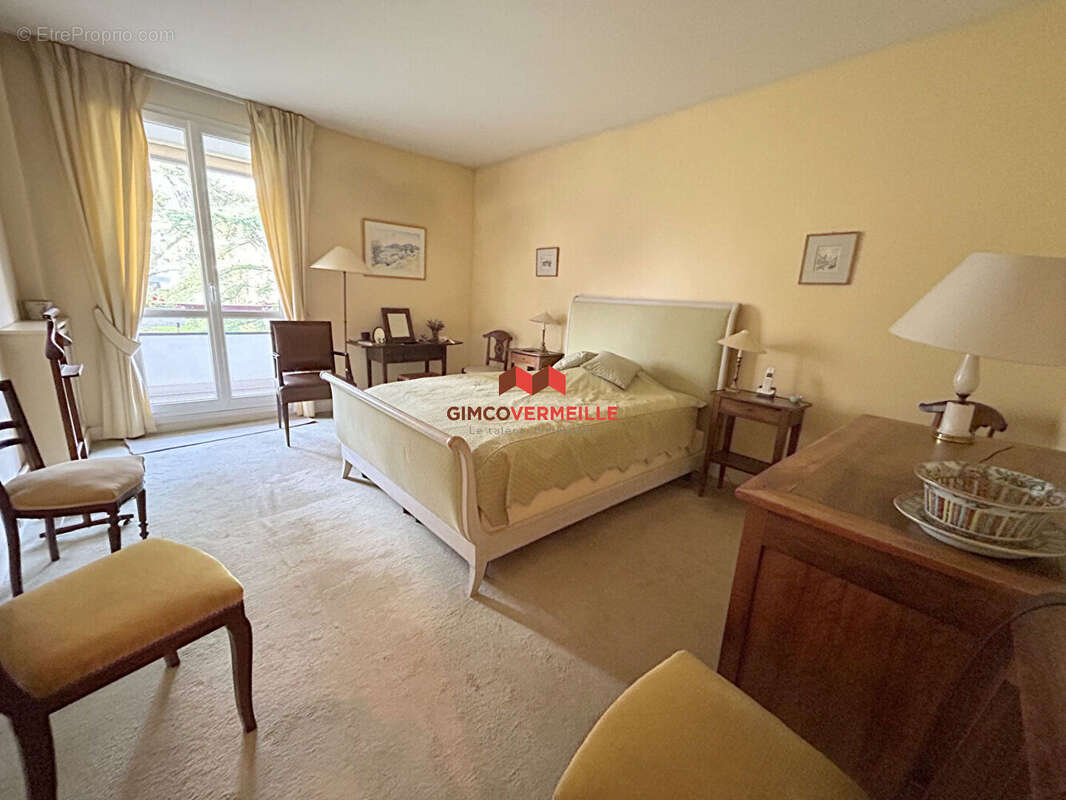 Appartement à LOUVECIENNES