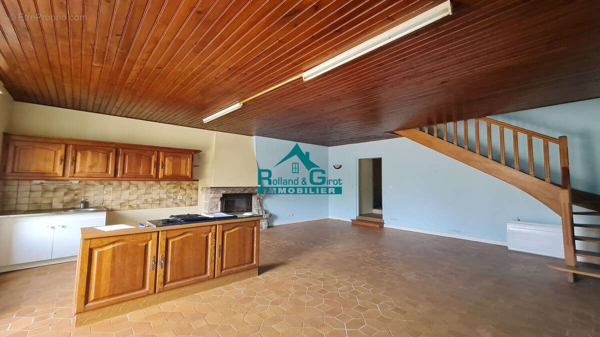 Maison à SENS-DE-BRETAGNE