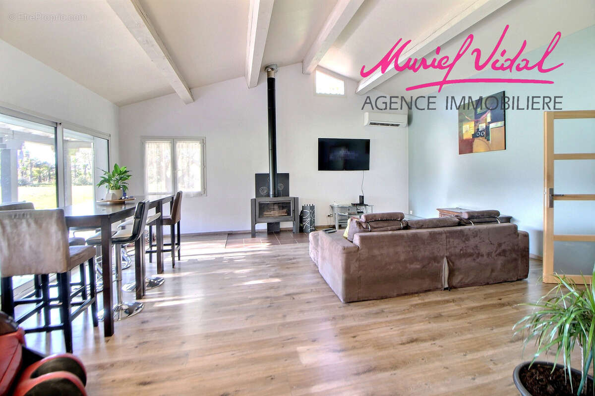 Maison à SAINT-CYPRIEN