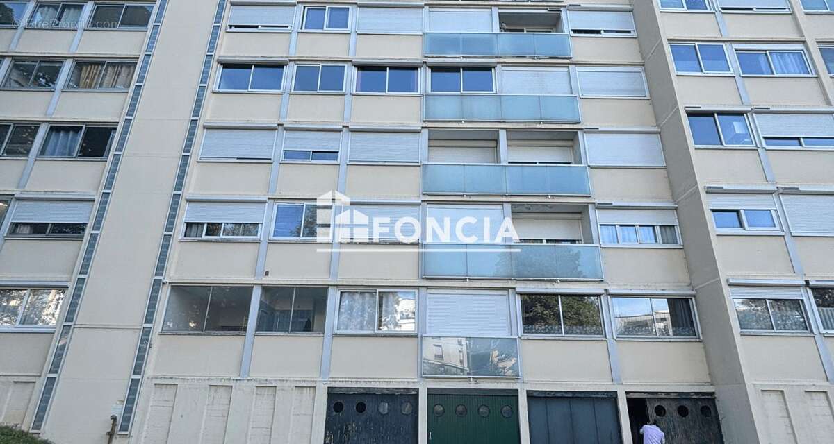 Appartement T5 de 67 m² avec balcon et vue dégagée, Box, Parking extérieur et Cave. Proximité toutes commodités - photo 16
