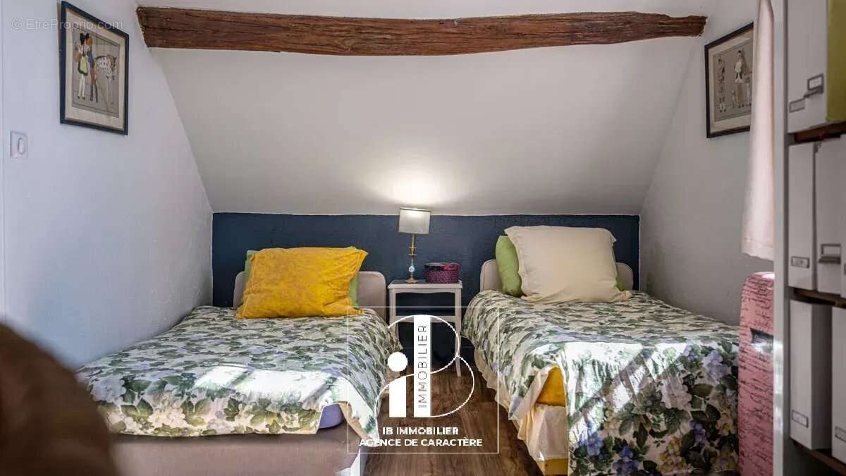 Maison à GREZ-SUR-LOING