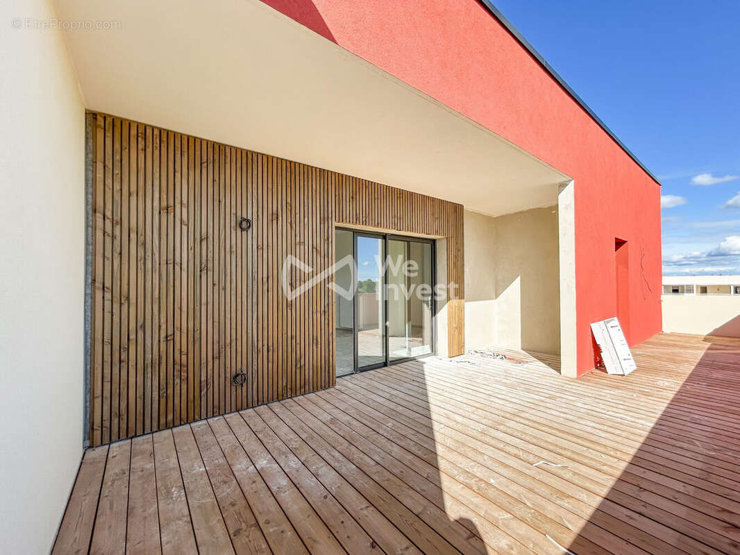 Appartement à MAUGUIO