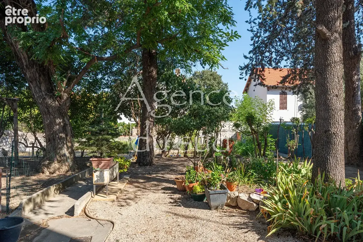 Maison à MARSEILLE-11E
