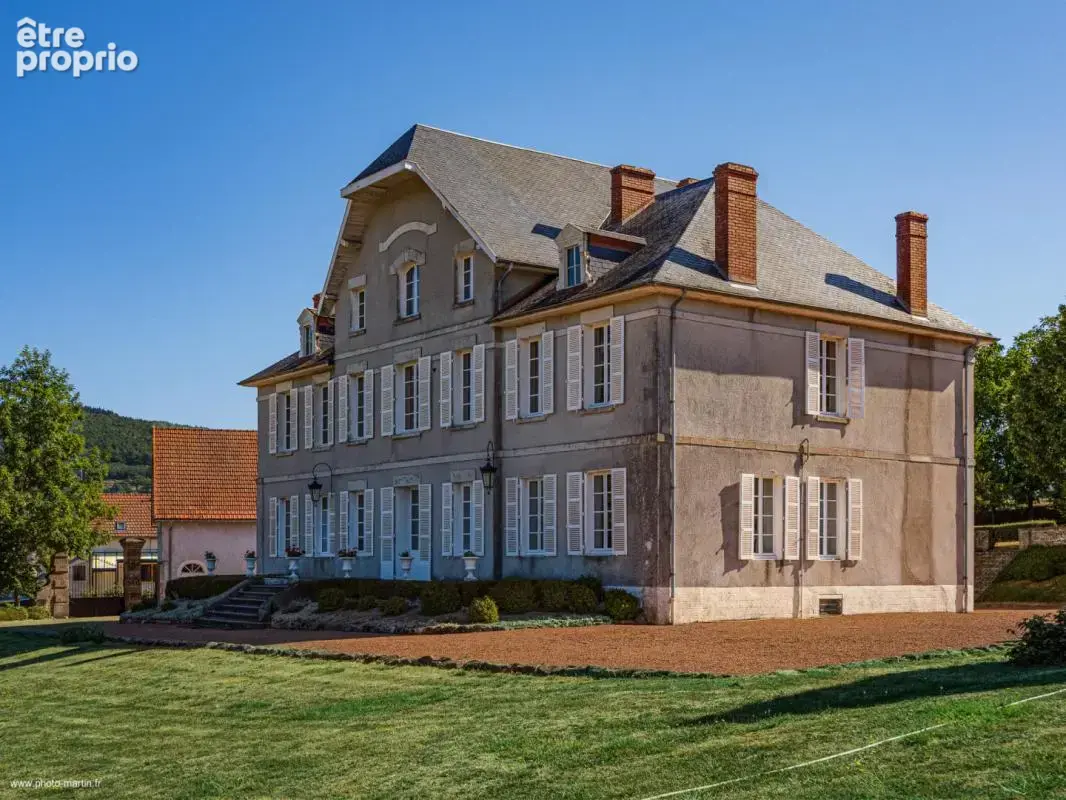 Photo Maison à Mesvres au prix de 470 000€