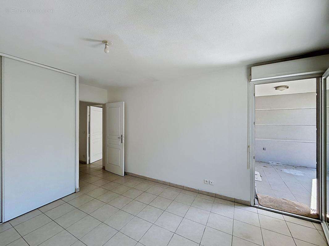 Appartement à MANDELIEU-LA-NAPOULE