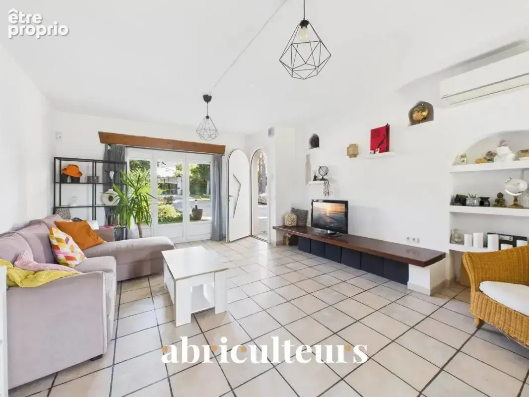 Maison familiale avec dépendance de 192 m² en vente à Bouc-Bel-Air(13320) - photo 20