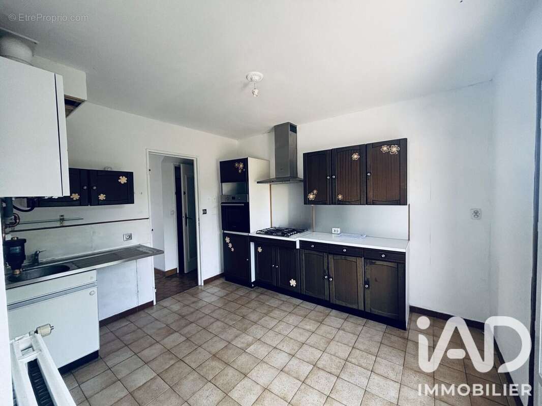 Maison 82 m² à Boves  - photo 5