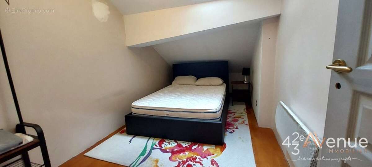 Appartement à SAINT-ETIENNE