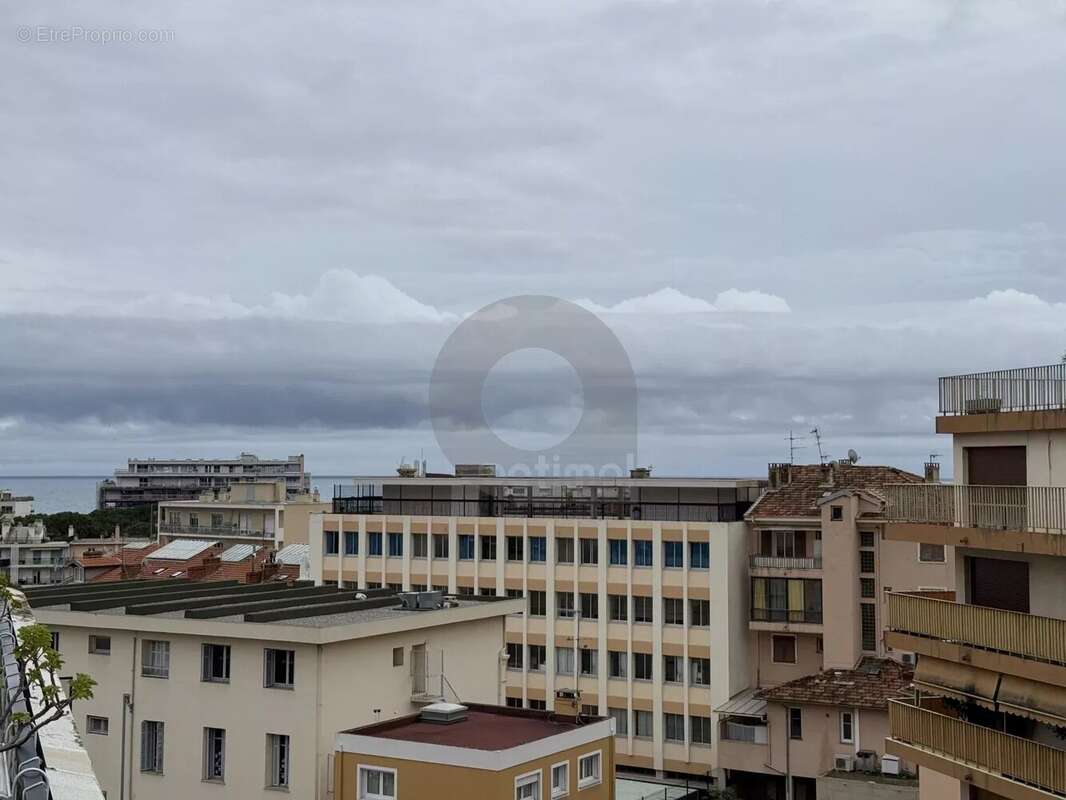 Appartement à ROQUEBRUNE-CAP-MARTIN