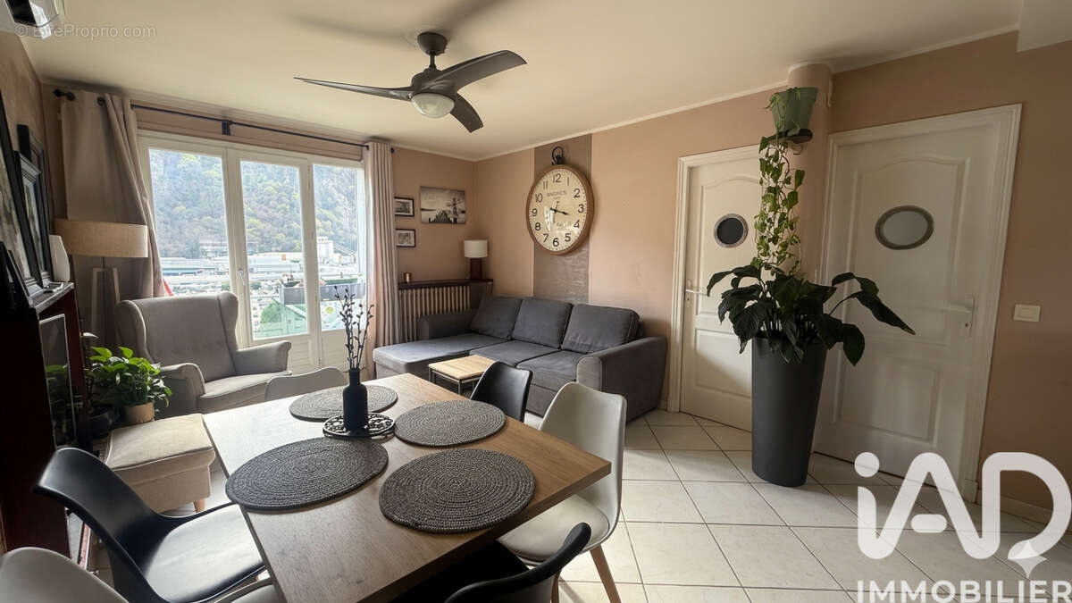 Photo 2 - Appartement à FONTAINE