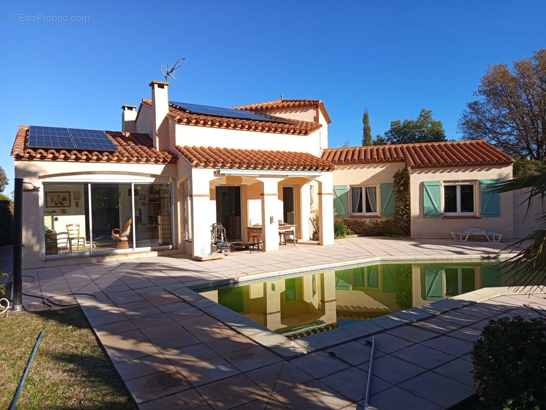 Maison à LAROQUE-DES-ALBERES