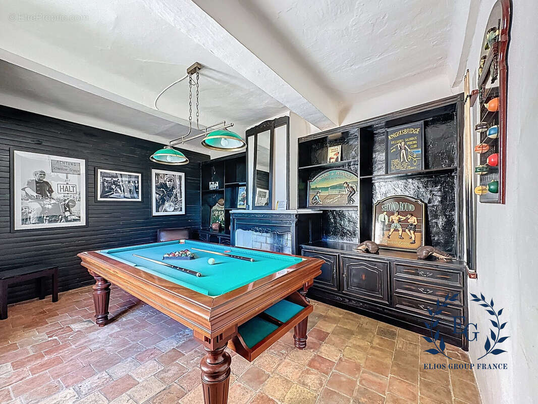 Maison à BESSE-SUR-ISSOLE