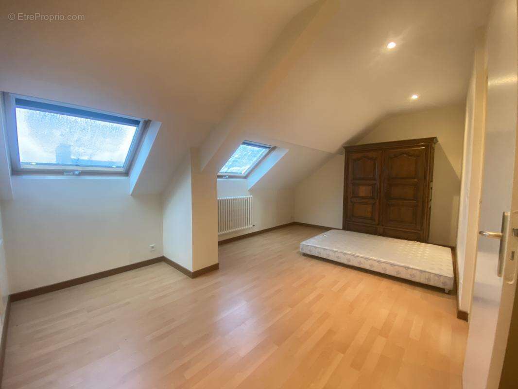 Appartement à MONTAUBAN-DE-BRETAGNE