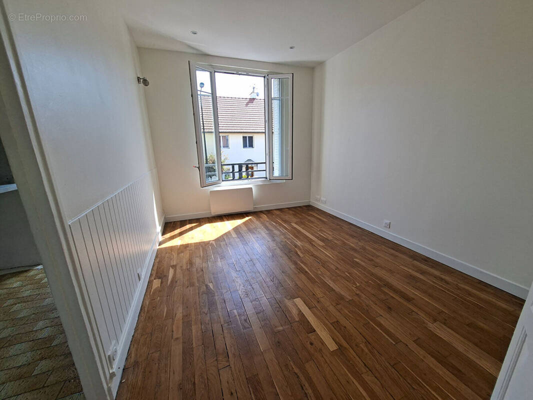 Appartement à BAGNEUX