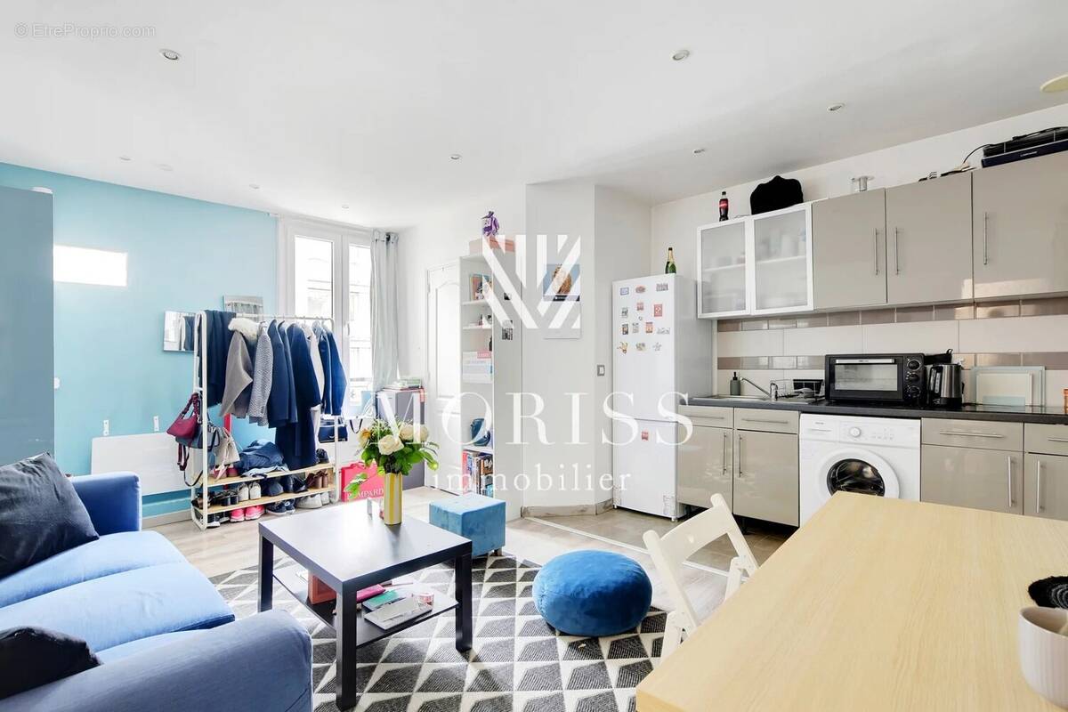 Appartement à PARIS-14E