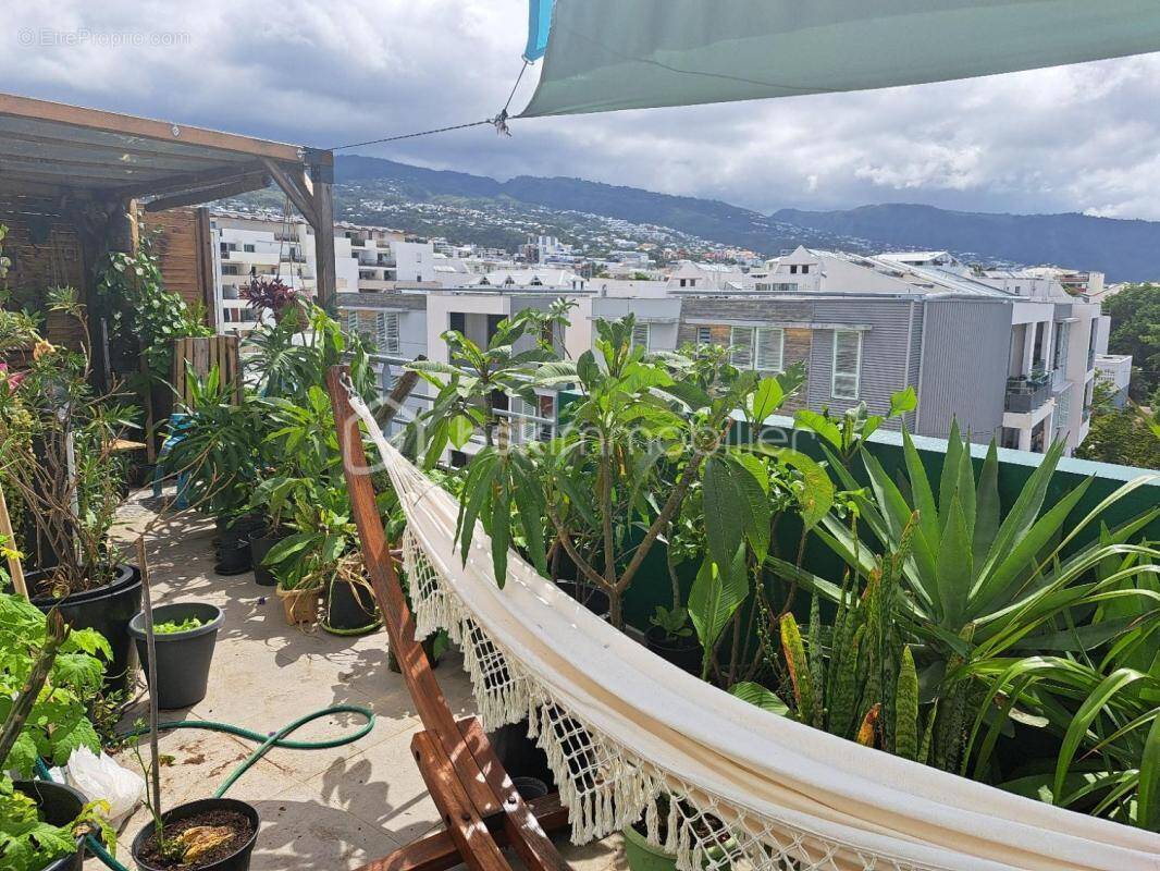 Appartement à SAINT-DENIS
