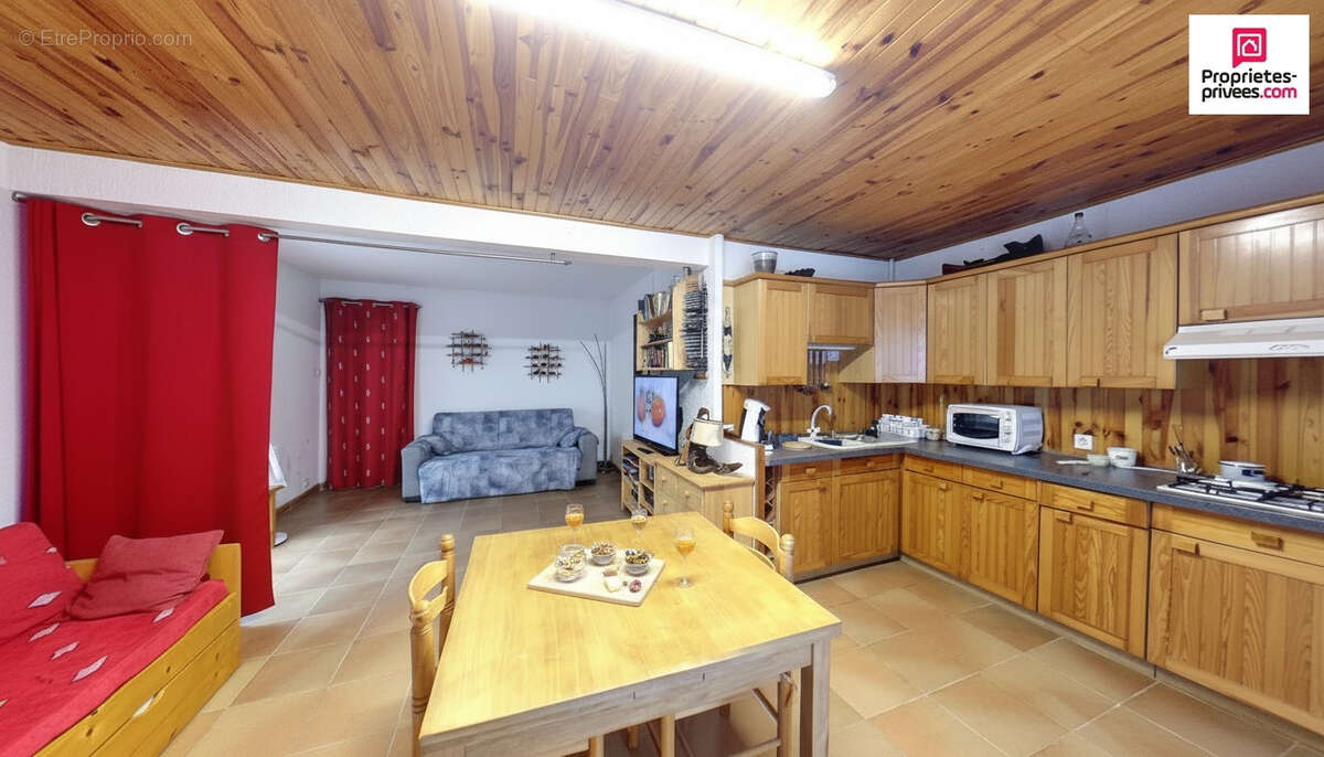 Maison à ESPARRON-DE-VERDON