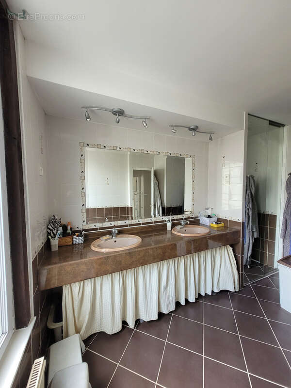 Maison à AUNAY-SOUS-AUNEAU