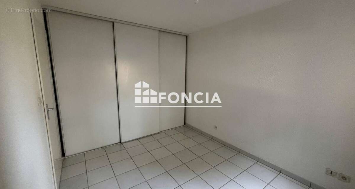 Appartement à FONBEAUZARD