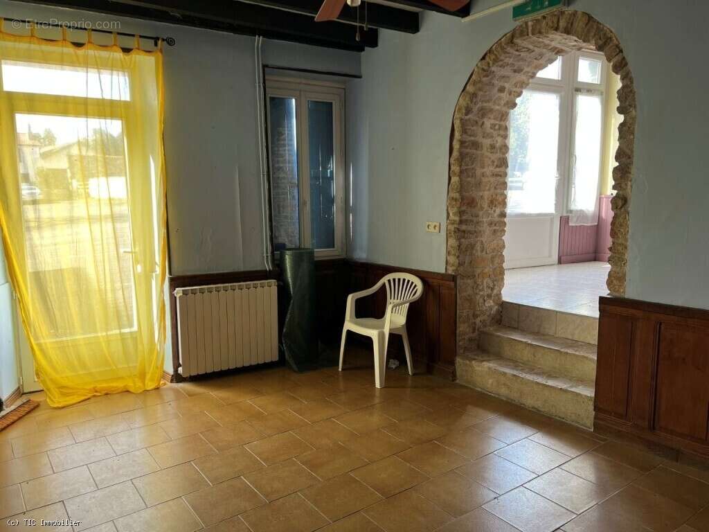 Maison à CELLEFROUIN