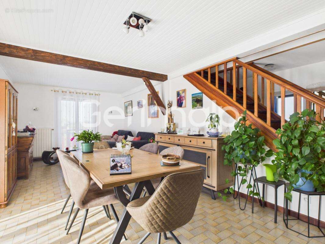 Maison à ALBY-SUR-CHERAN