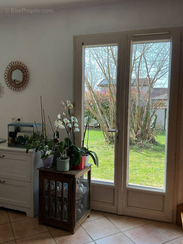 Maison à JASSERON
