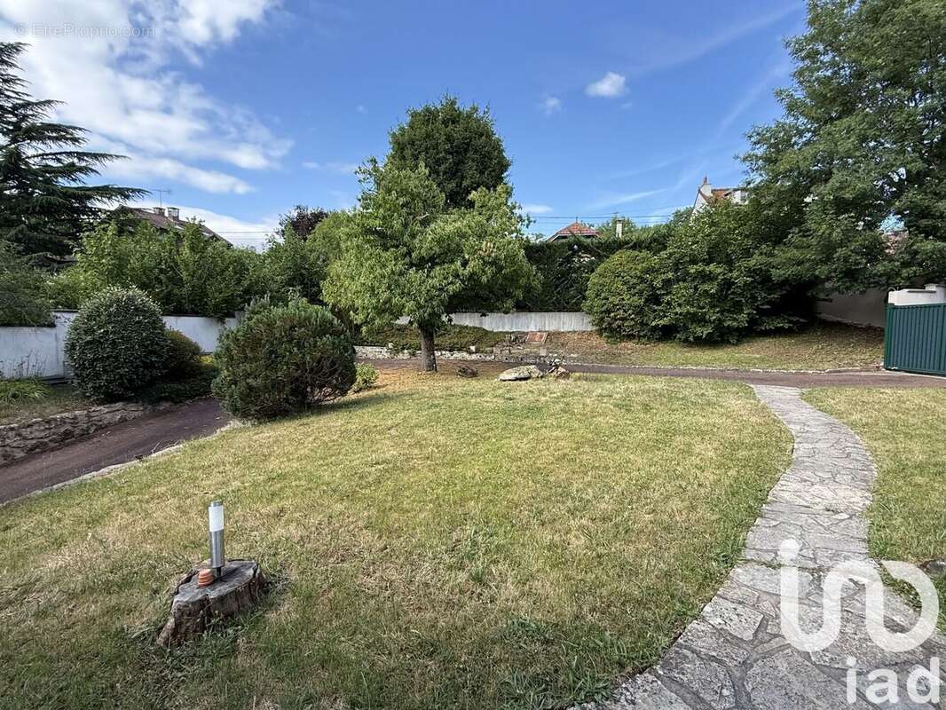 Photo 3 - Maison à SOISY-SUR-SEINE