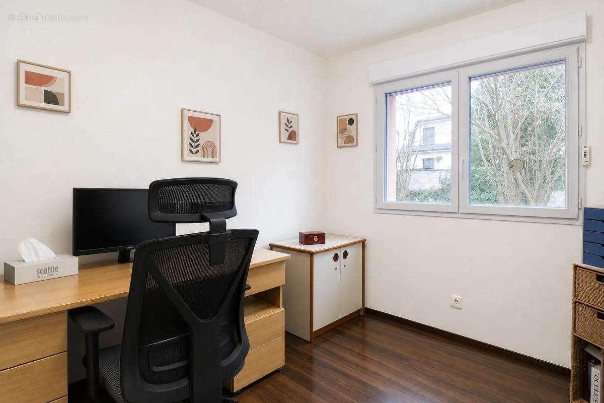 Maison 7 pièces de 197 m2 avec jardin en vente à Courtry - Idéal pour familles - photo 8