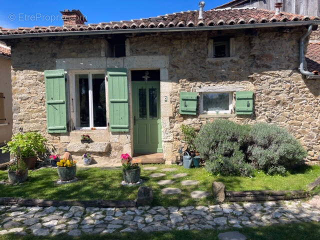 Maison à LE LINDOIS