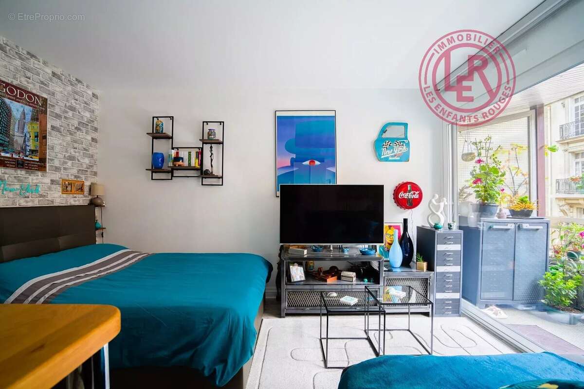 Appartement à PARIS-17E