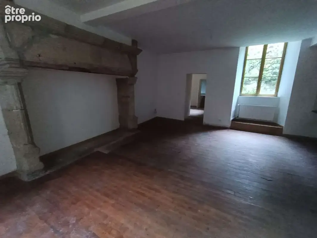 Appartement 330 m² à Tulle  - photo 1440