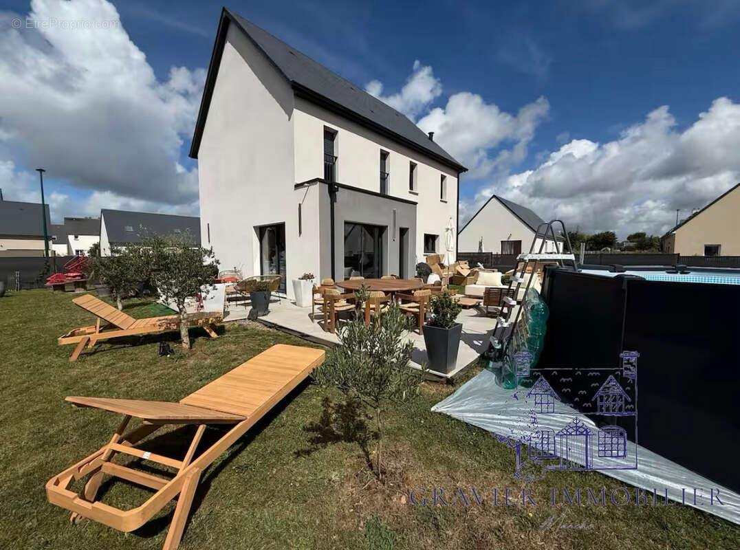 Maison à SAINT-MALO-DE-LA-LANDE