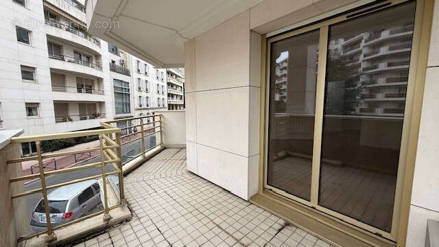 Appartement à LEVALLOIS-PERRET