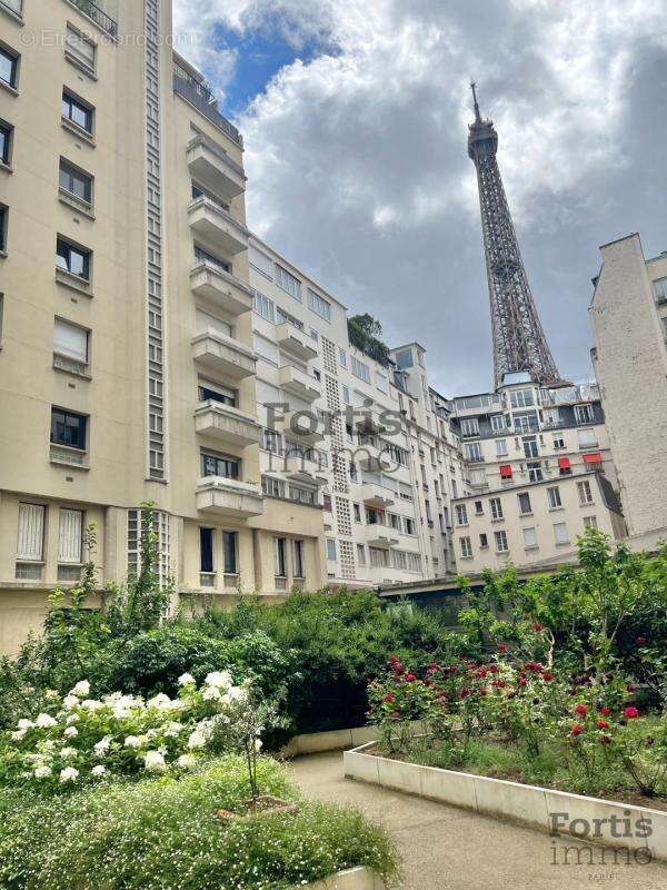 Paris 7 - 3 pieces au dernier etage sur cour avec ascenseur - photo 18