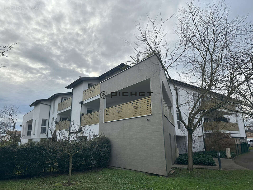 Appartement à VILLENAVE-D'ORNON