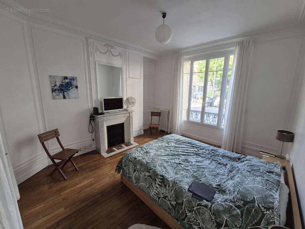 Commerce à PARIS-15E