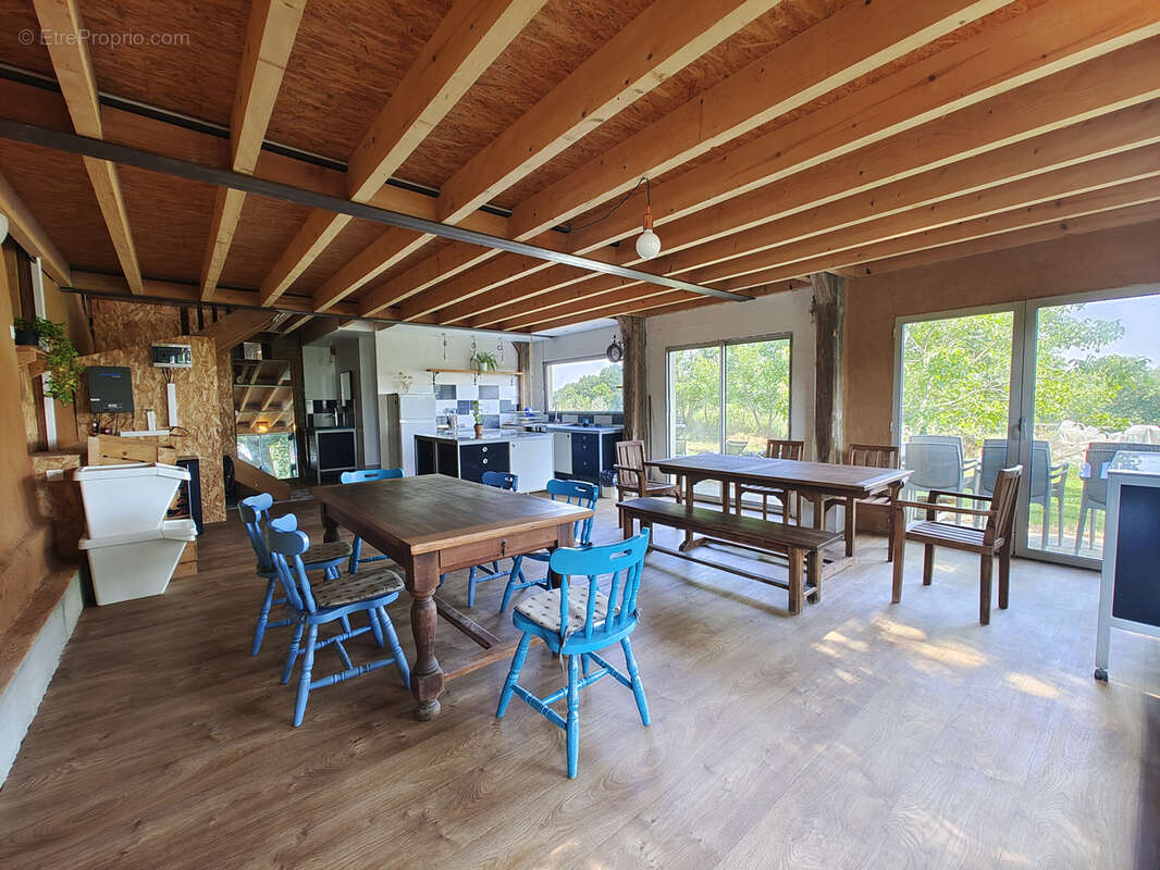 Maison à TERREBASSE