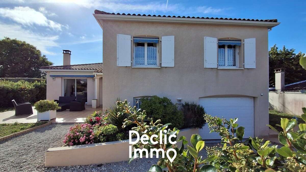 Maison à VAUX-SUR-MER